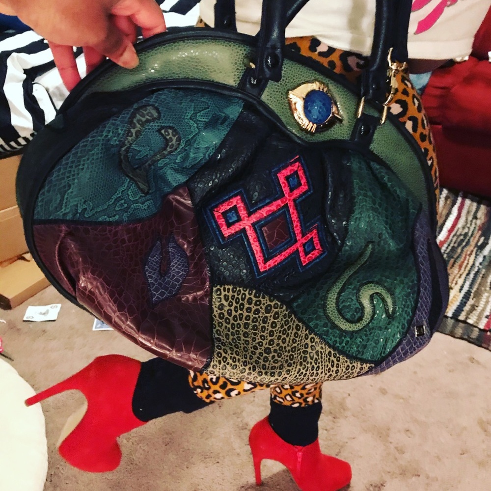 NAS Purse
